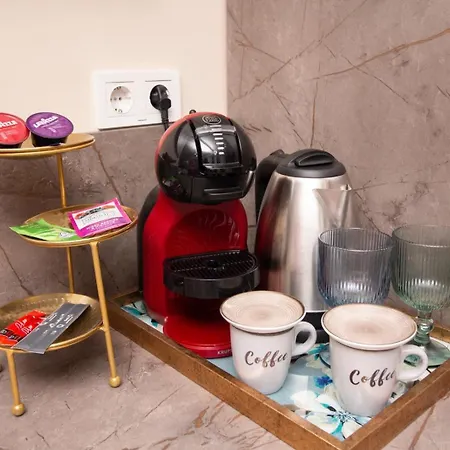 Appartement Lambrina 2 *