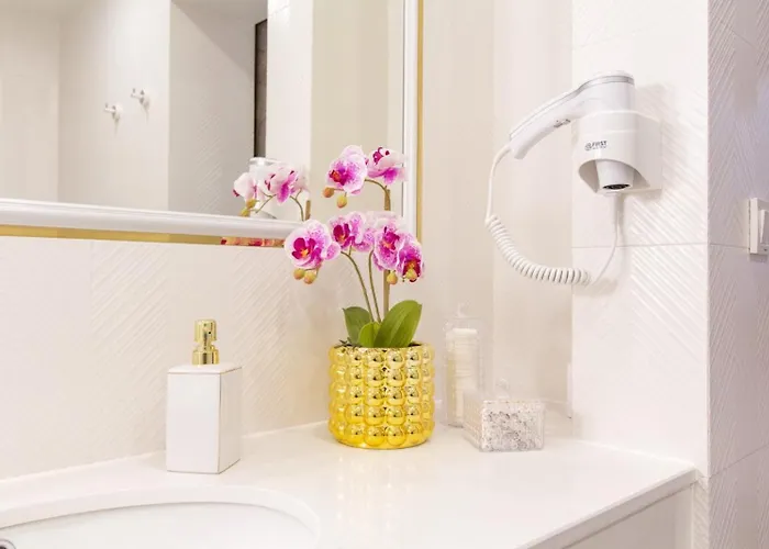 Apartment Lambrina 2 *